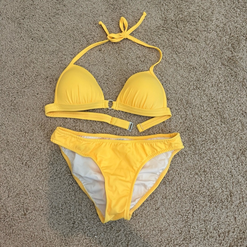 Venus Bikini